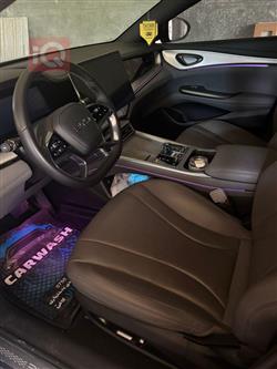 BYD SEAL 7